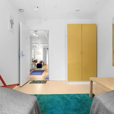 Fabryka Hostel *