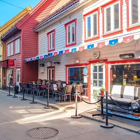 Fabryka Hostel Bergen